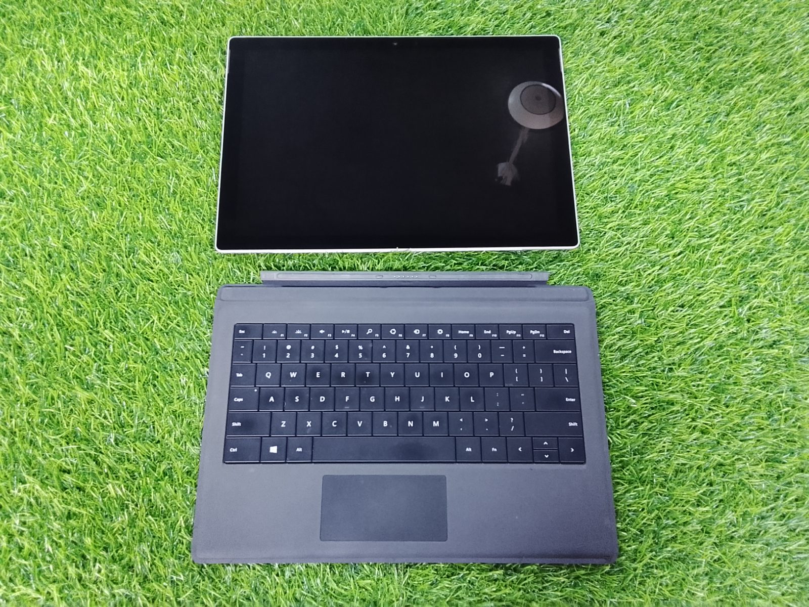 MICROSOFT SURFACE PRO 5th GEN [USED]